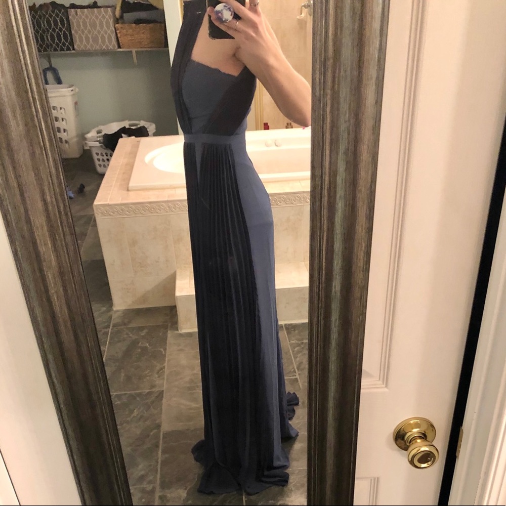 Beautiful Blue Dress - Picture 4 of 4